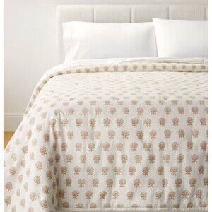 Lofty Woodblock Print Floral Quilt Off White/Mauve – KING - Threshold designed